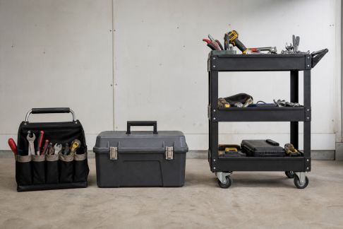 Transporter ses outils en toute simplicité : sac, caisse ou chariot ?